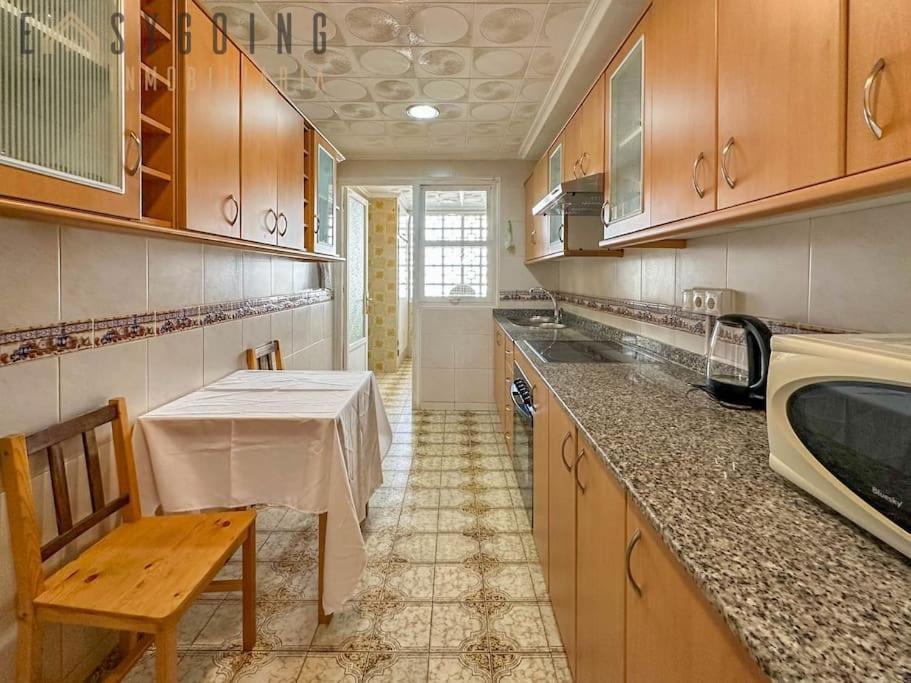 Bright Apartment In The Centre Santa Pola Exteriör bild
