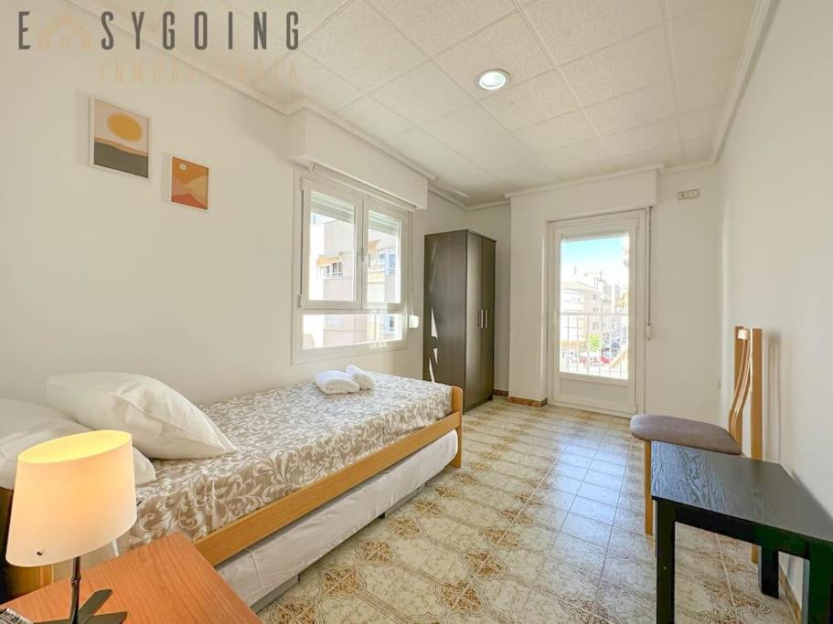 Bright Apartment In The Centre Santa Pola Exteriör bild